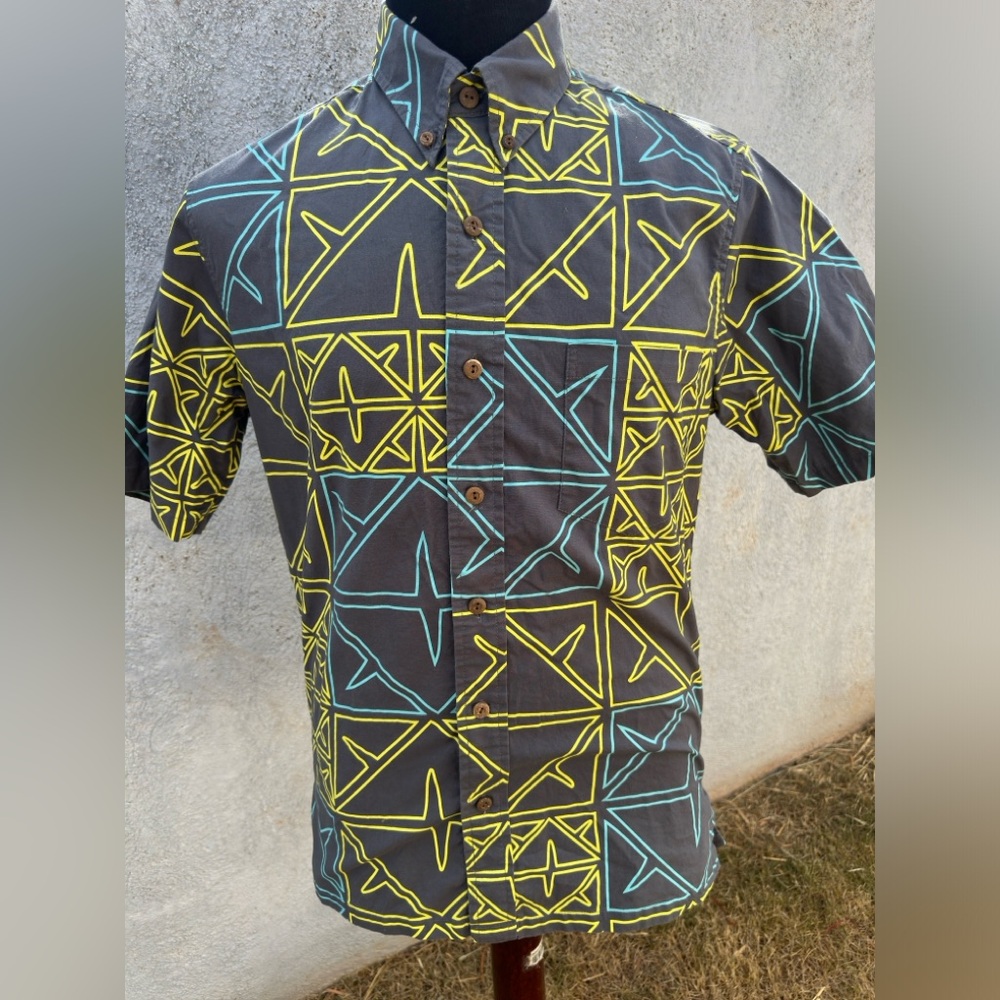 PreOwned Sig On Smith Sig Zane Men's Small Multi Color Abstract Button Up